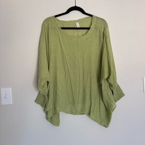 Clara top in chartreuse